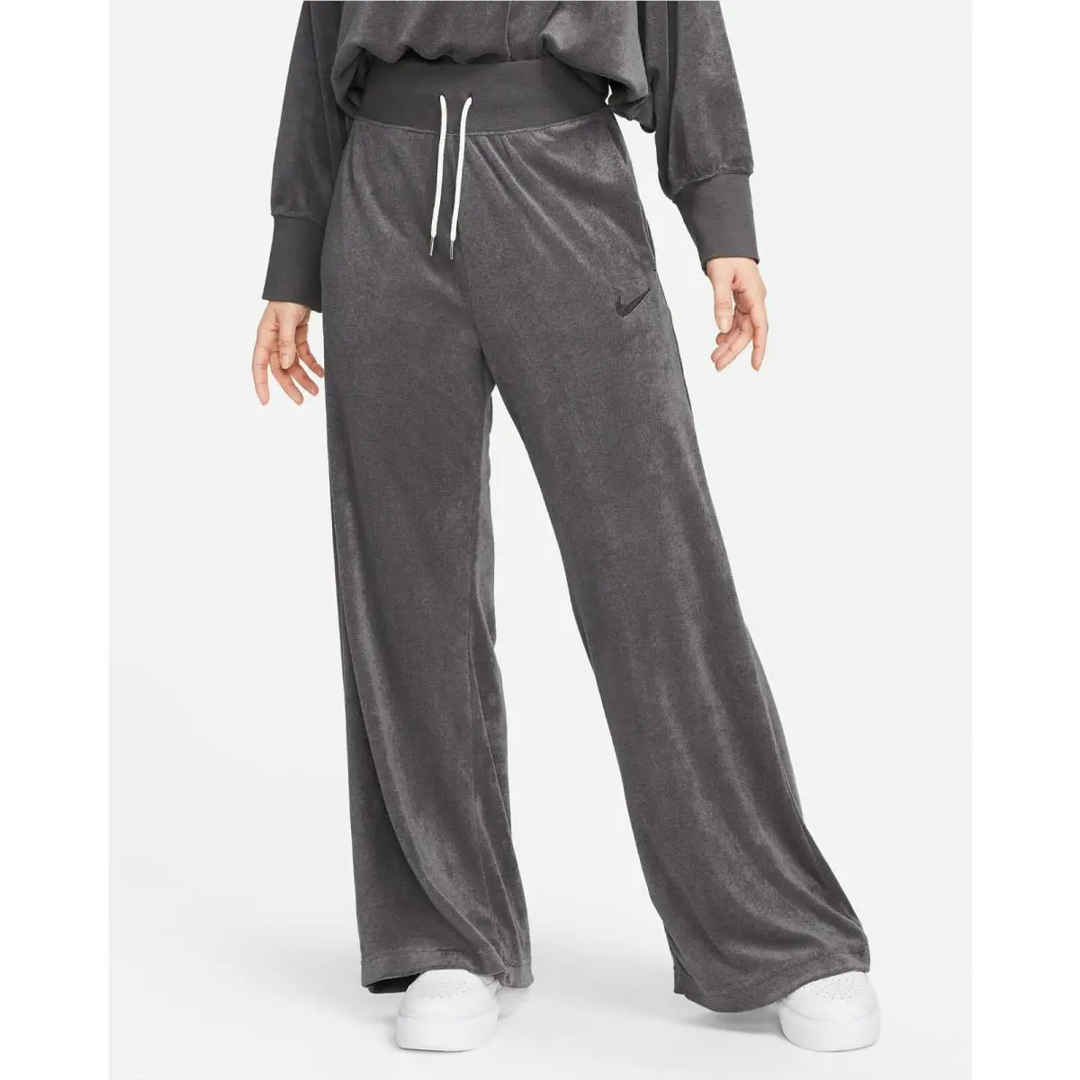 Nike clothing - Gray 1