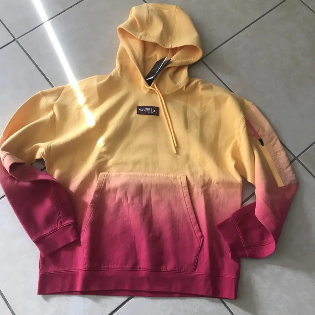 Nike clothing - Multicolor (UPC: 0194957829309) 0