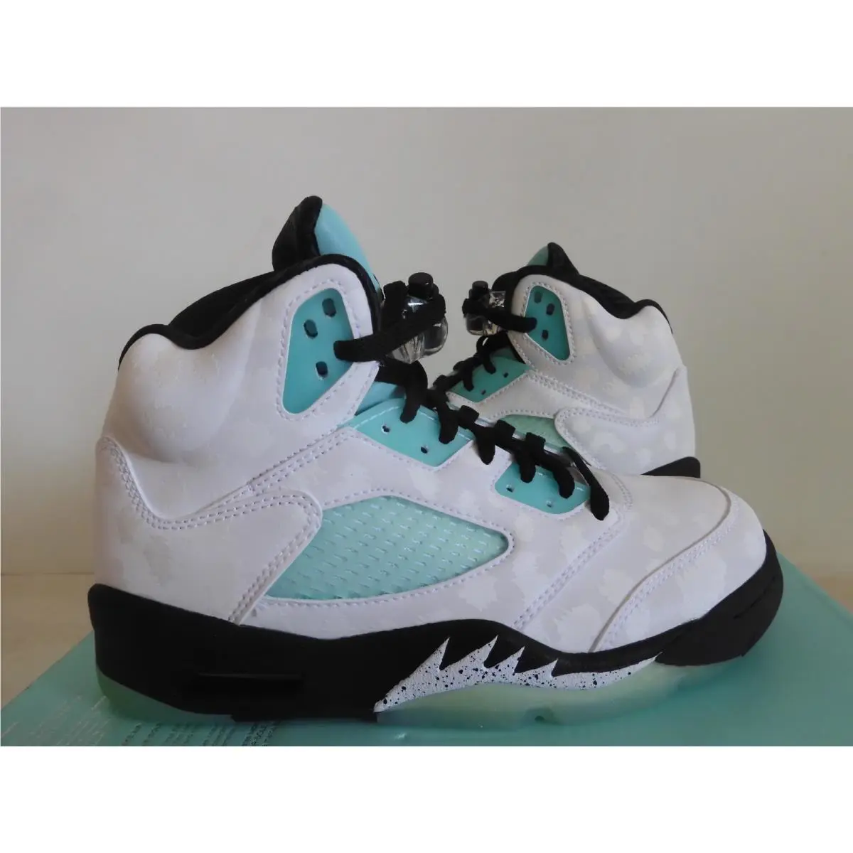 Nike shoes - Air Jordan 5 - Air - CN2932-100 - White (UPC: 193154672329) 0