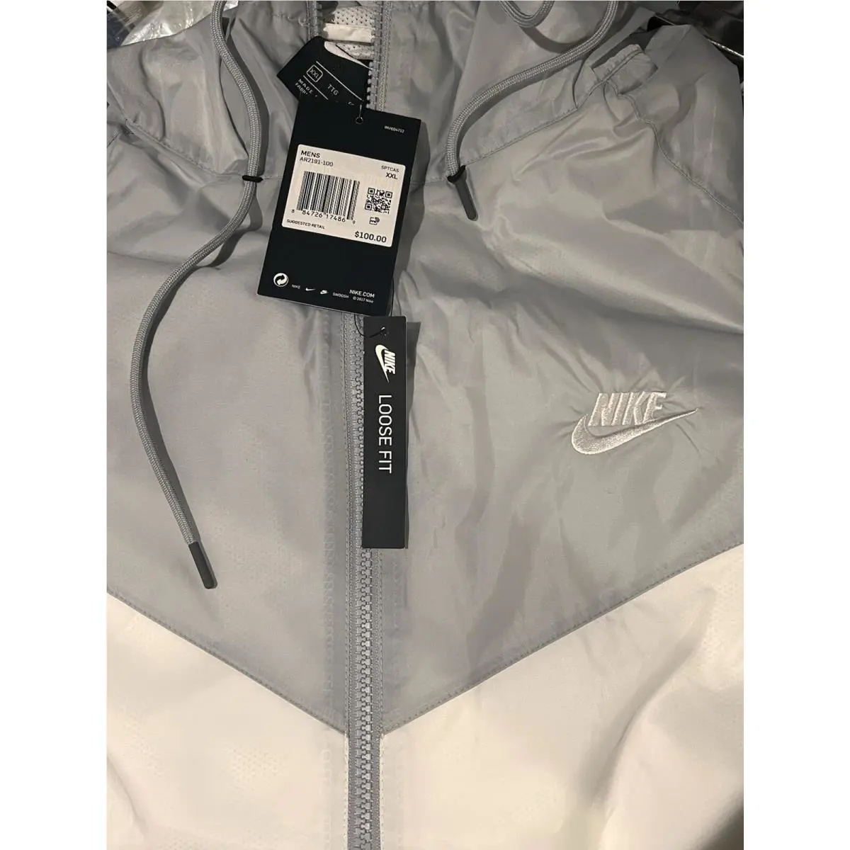 Nike clothing - Sportswear Windrunner Jacket - Sportswear Windrunner Jacket - AR2191-100 - White (UPC: 0884726174869) 3