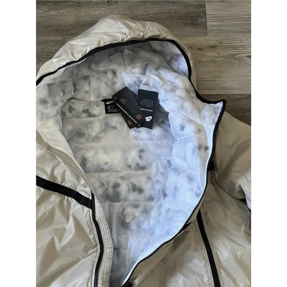 Nike clothing - Nike Synthetic-Fill Windrunner - Windrunner - CZ1508 - Beige, Manufacturer: Stone/White/Black (UPC: 194494714991) 8