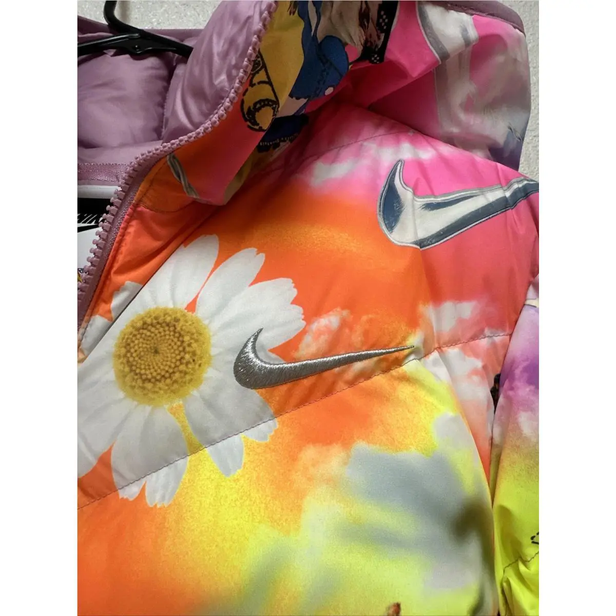 Nike clothing - Nike Sportswear Storm-FIT Windrunner Primaloft Jacket - White/Light Smoke Grey/Black (UPC: 5460154029640) 5