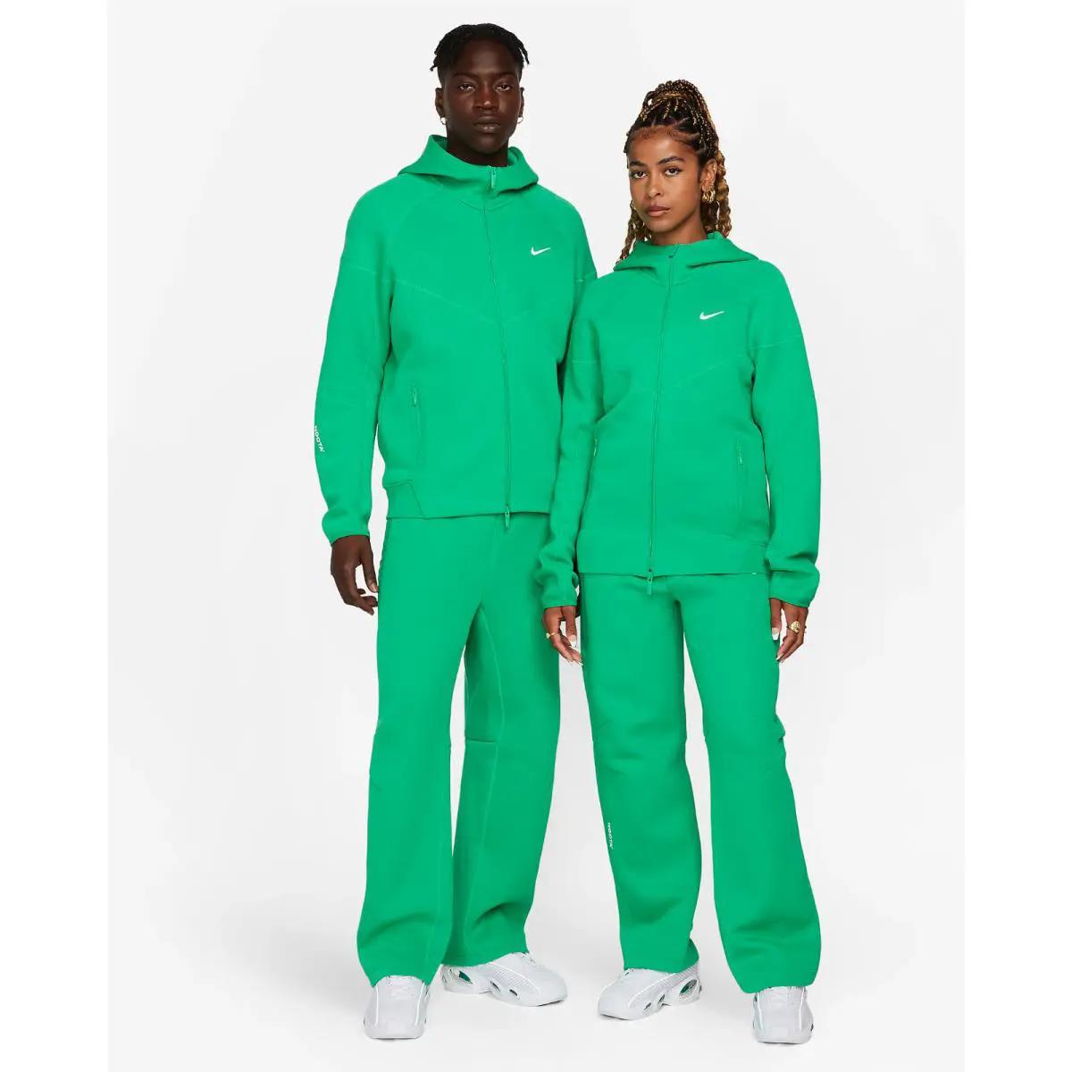 Nike clothing - Green (UPC: 196607429198) 9