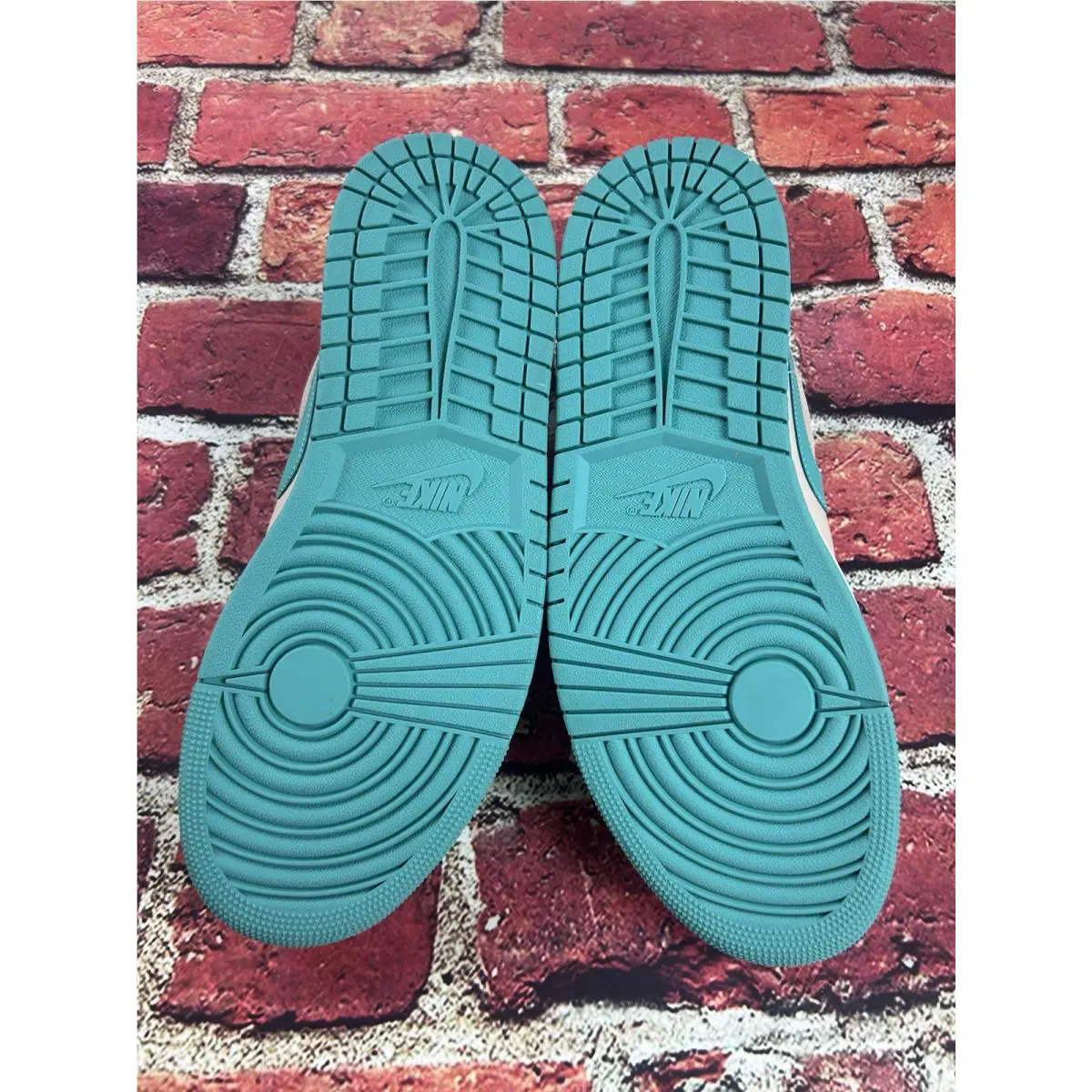 Nike shoes - Air Jordan 1 Low - Air Low - DC0774-131 - Teal 3