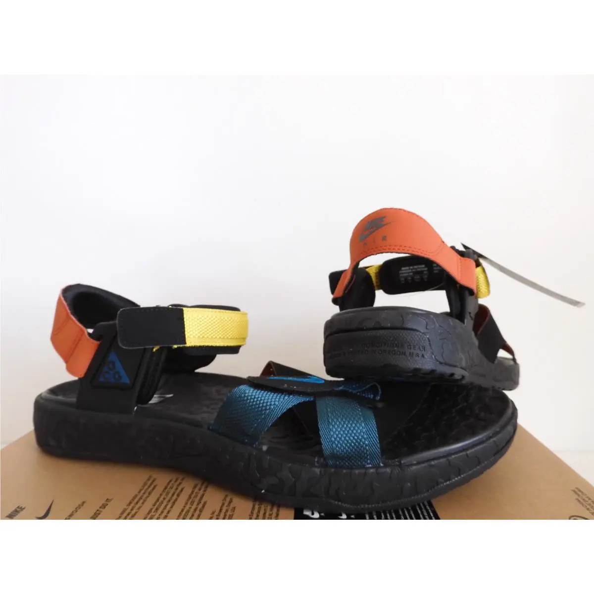 Nike shoes - Nike Sandals - Sandals - Green (UPC: 194958965013) 0