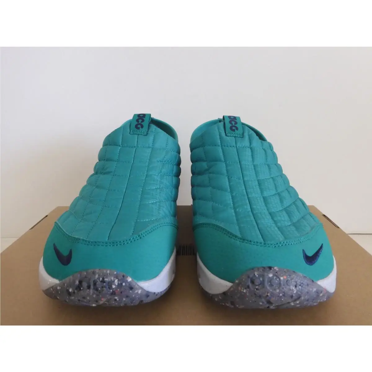 Nike shoes - Nike ACG Moc - ACG Moc - DO9333-301 - Green (UPC: 196148836523) 1