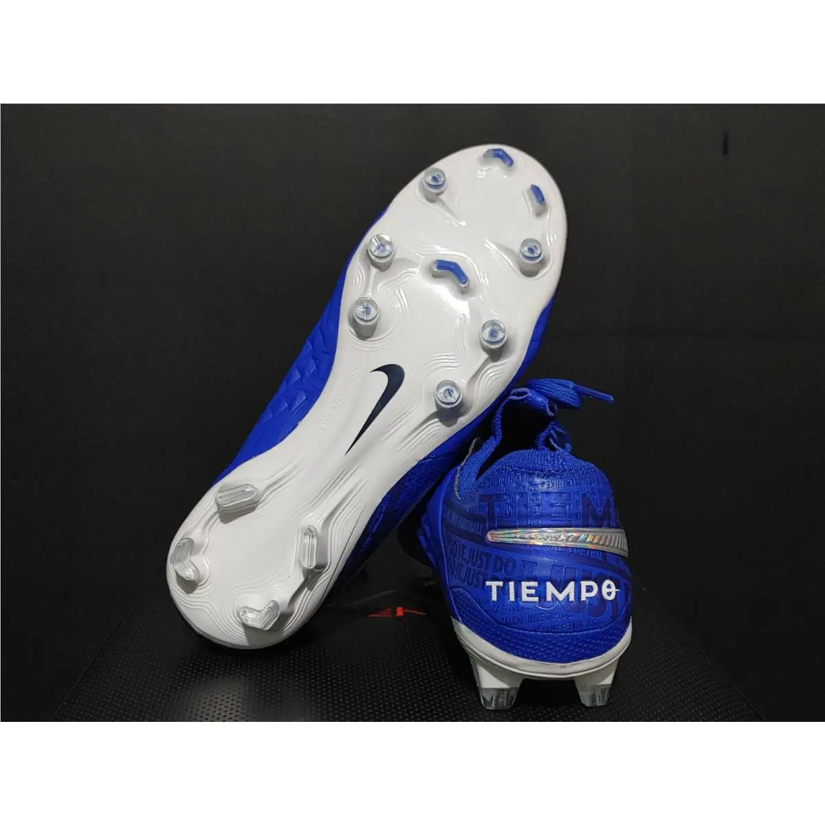 Nike shoes - Tiempo Legend 8 Elite FG ACC - AT5293-414 - Blue 1