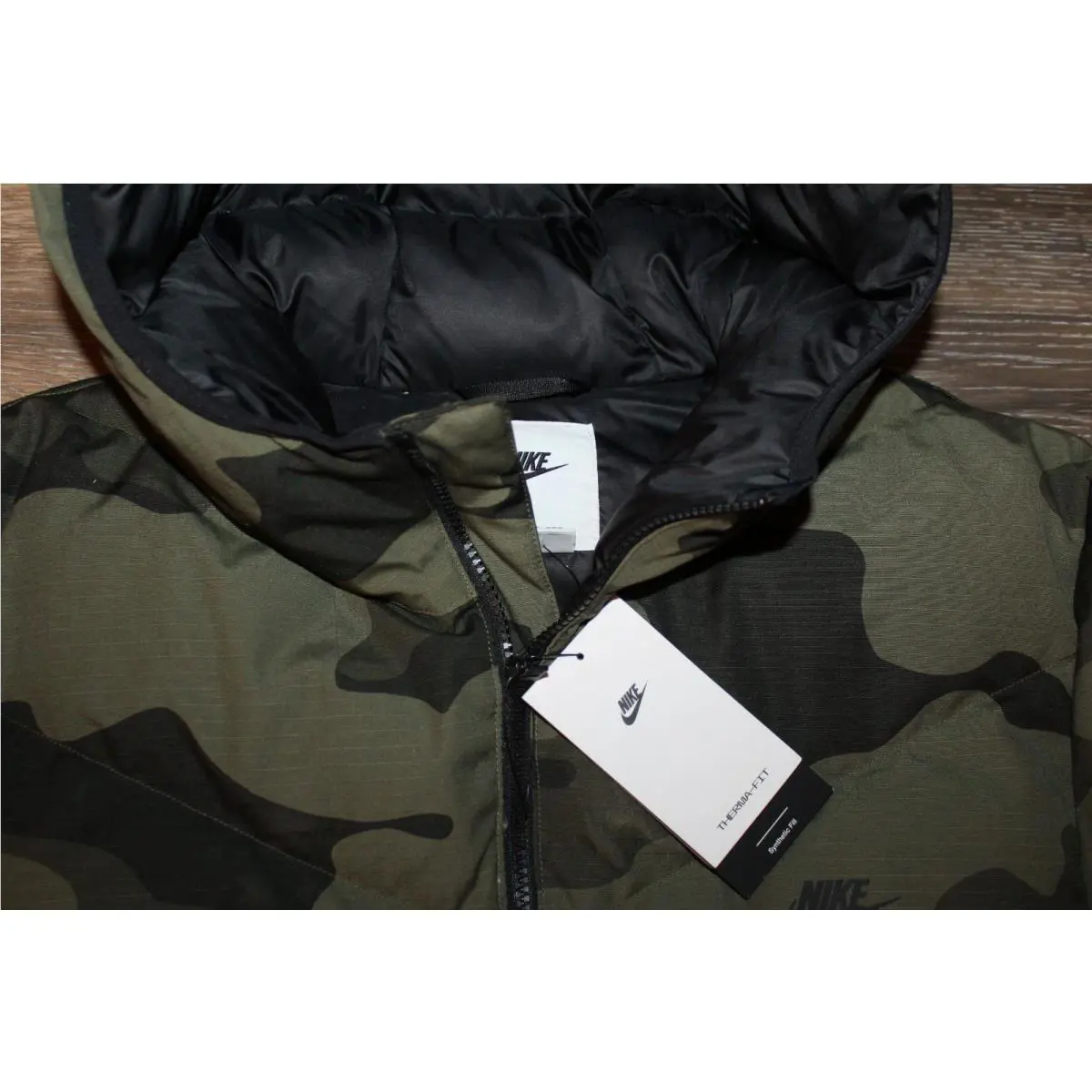 Nike clothing - Green 2