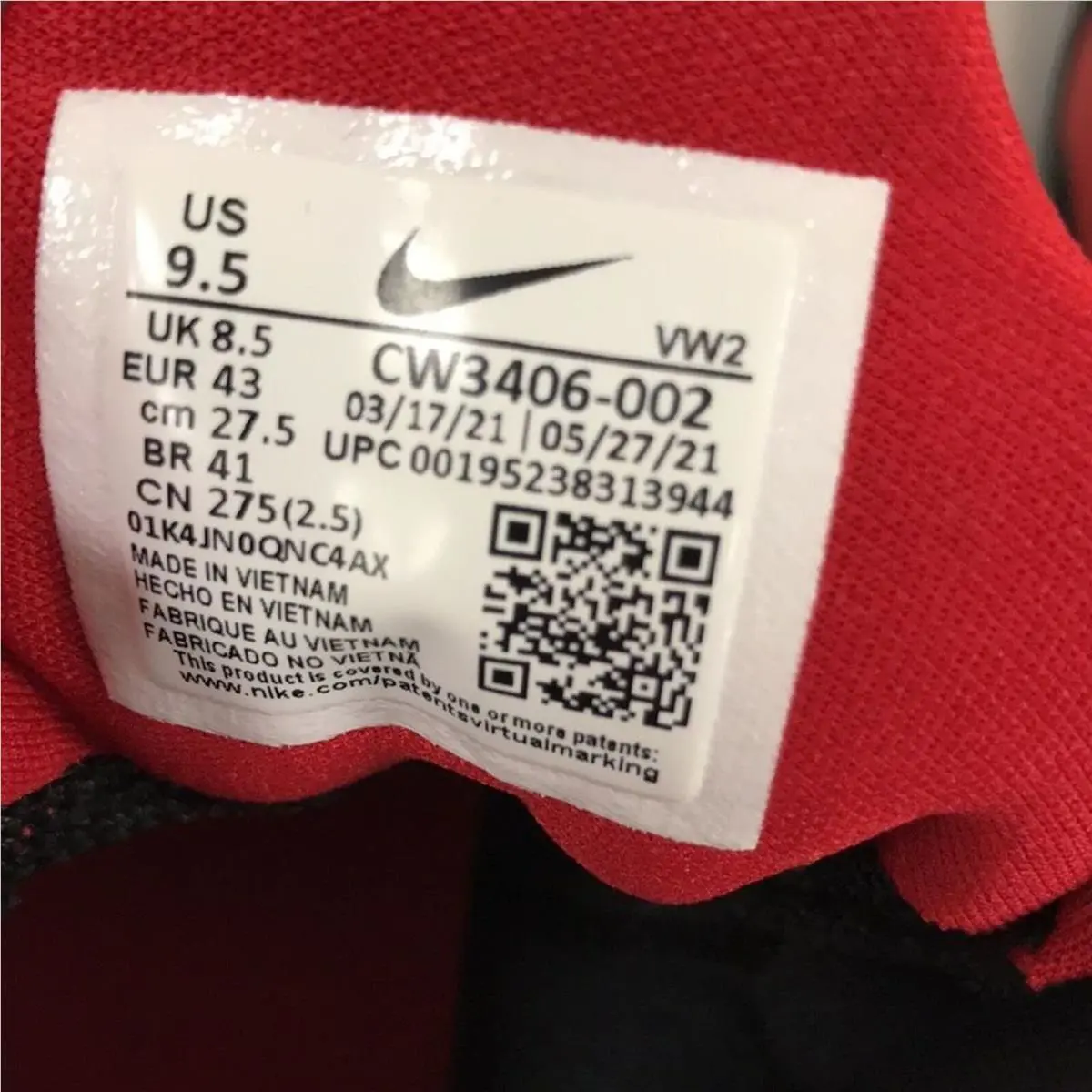 Nike shoes - Black 3