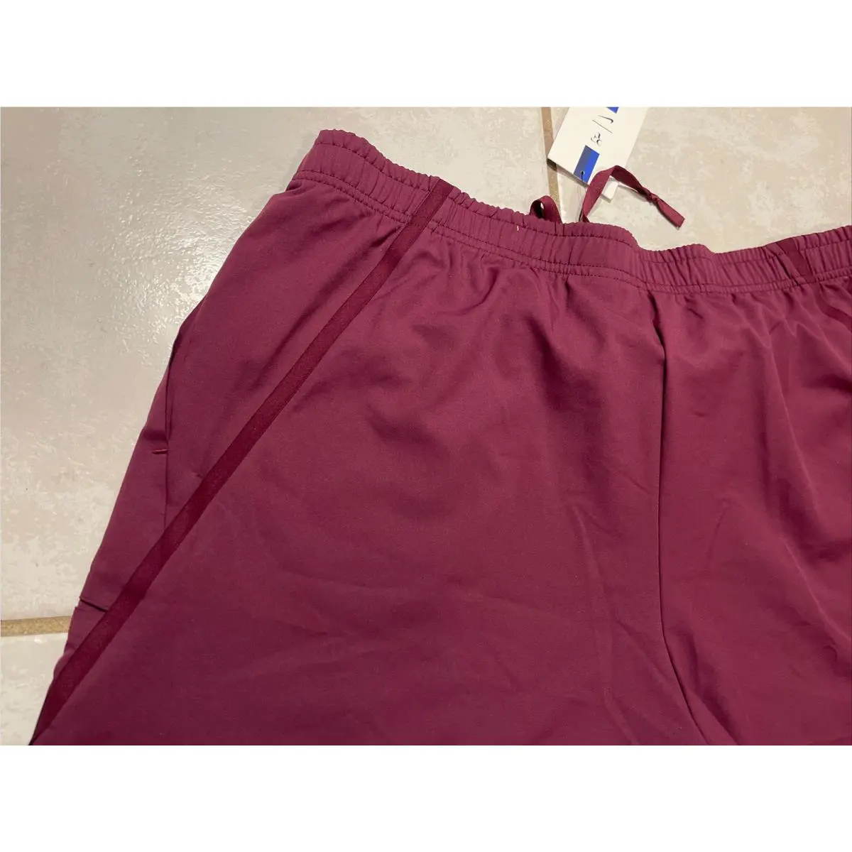 Nike clothing - Red 9