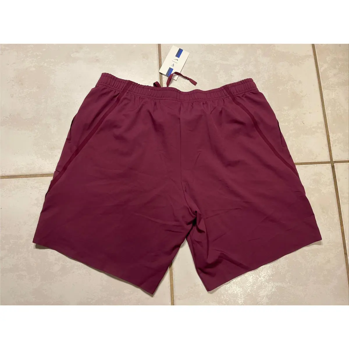 Nike clothing - Red 2