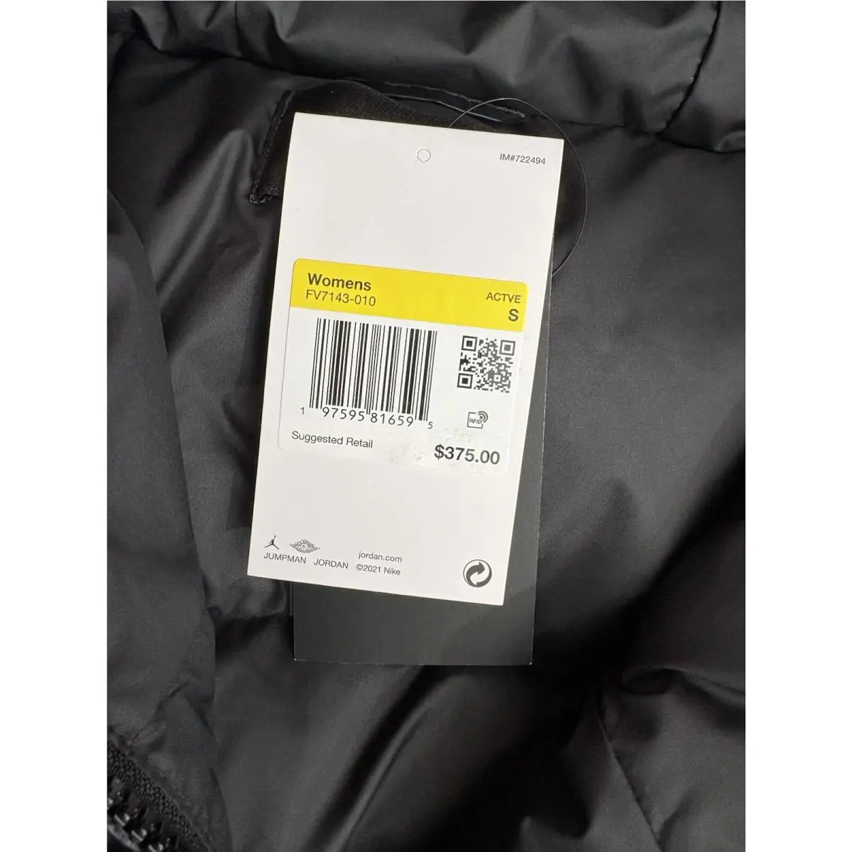 Nike clothing - Black (UPC: 197595816595) 3