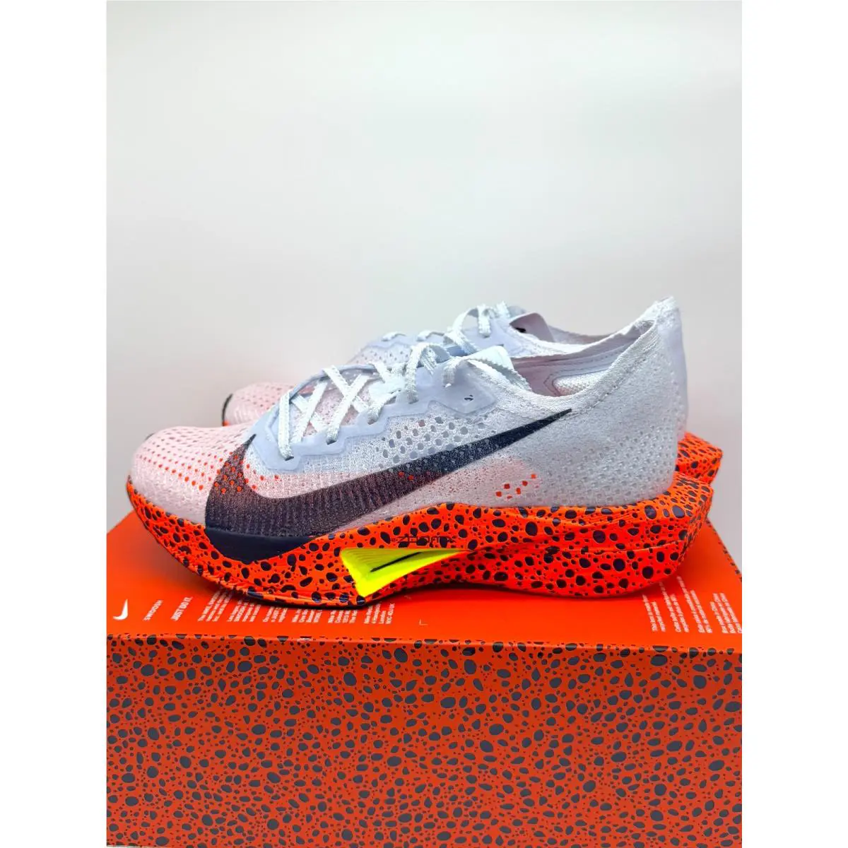Nike shoes - Nike ZoomX Vaporfly Next% 3 - FV2305-900 - Multicolor (UPC: 197594665798) 1