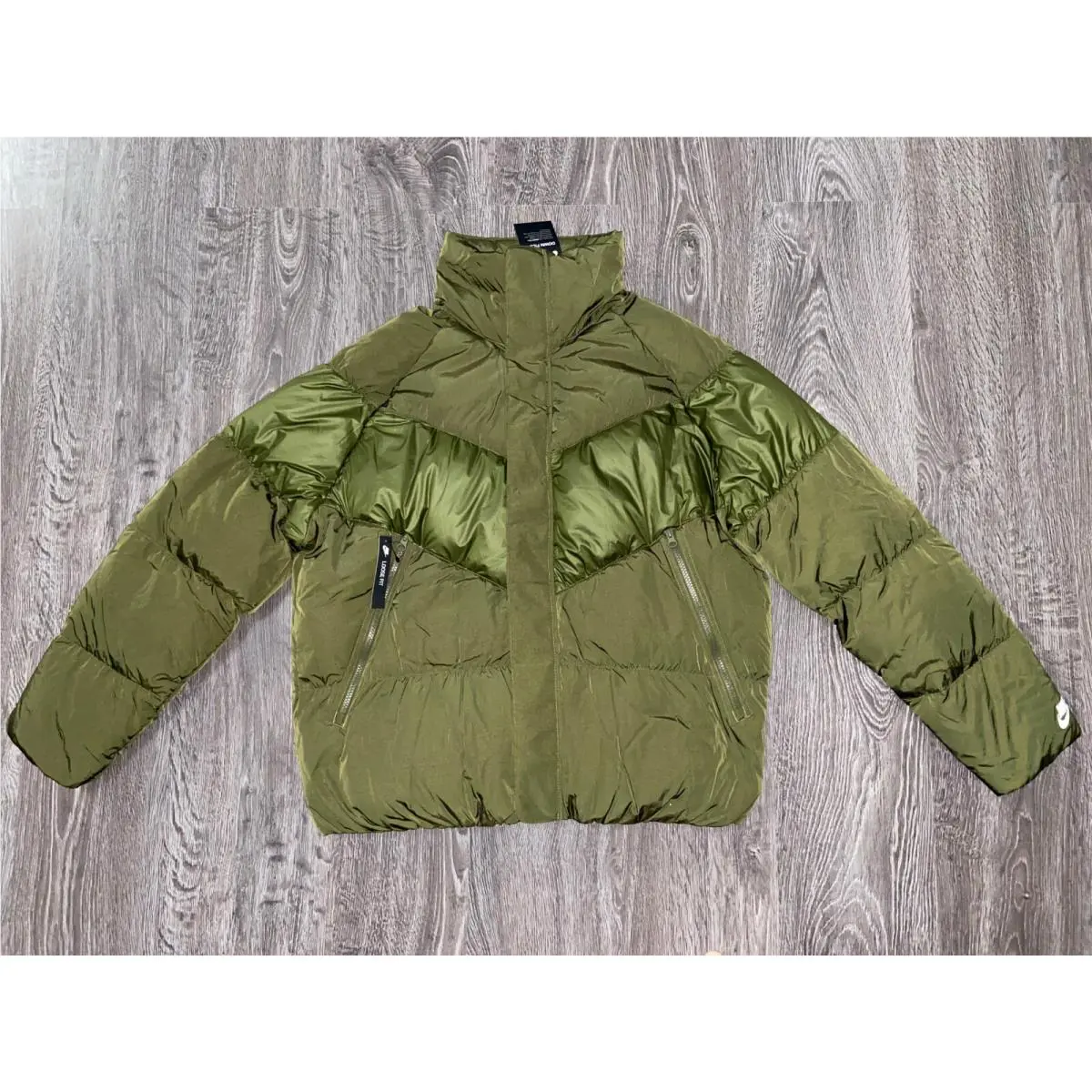 Nike clothing - Green (UPC: 888507372222) 6