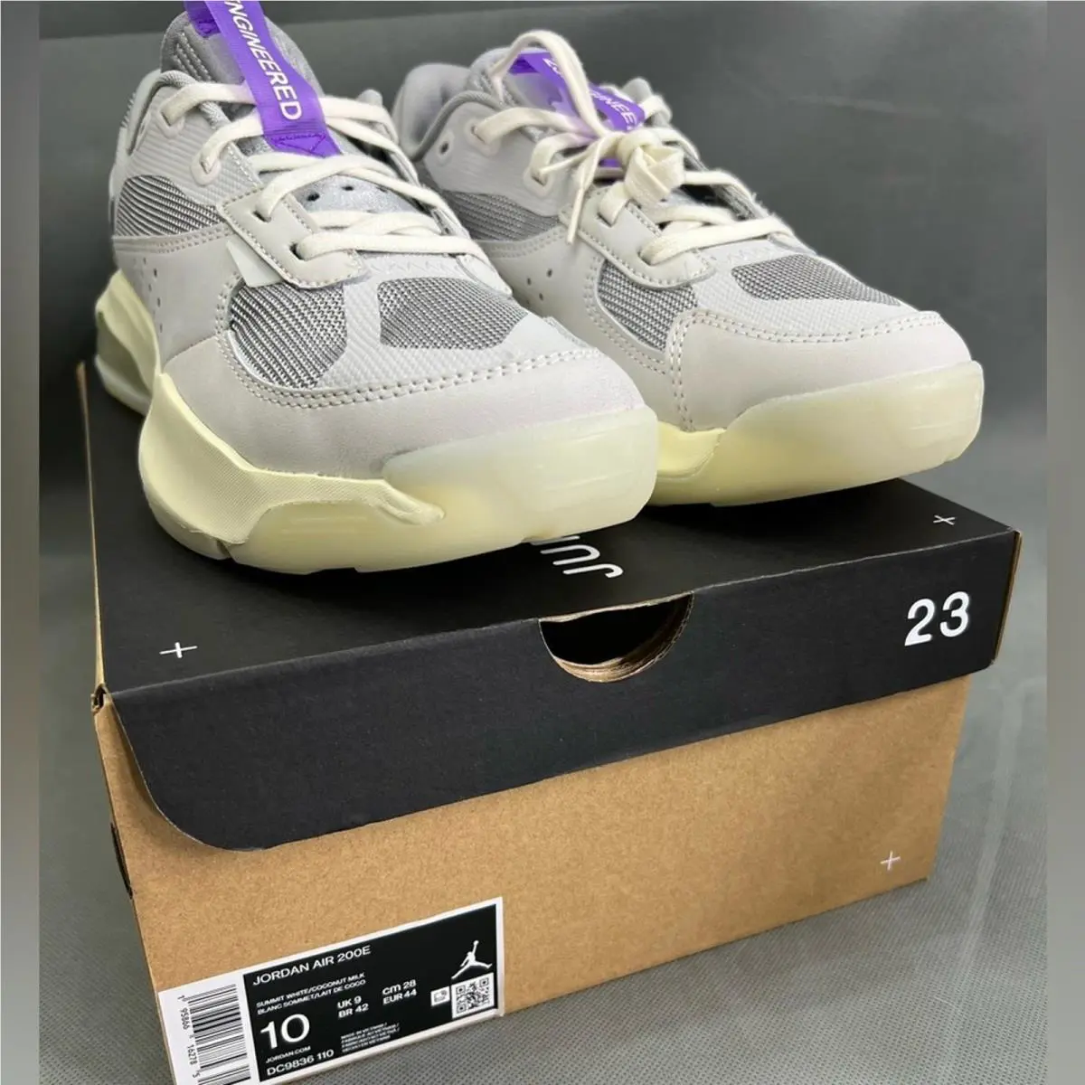 Nike shoes - Cream 0