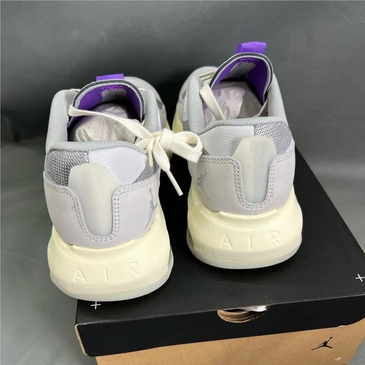 Nike shoes - Cream 3
