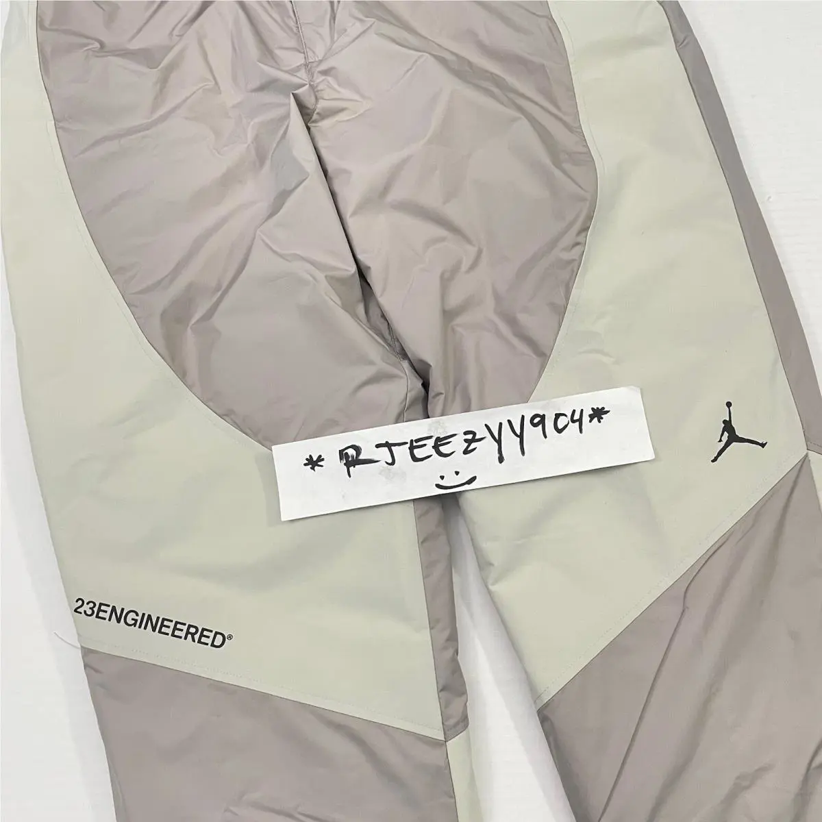 Nike clothing - Nike DC9658 - DC9658-033 - Gray 5