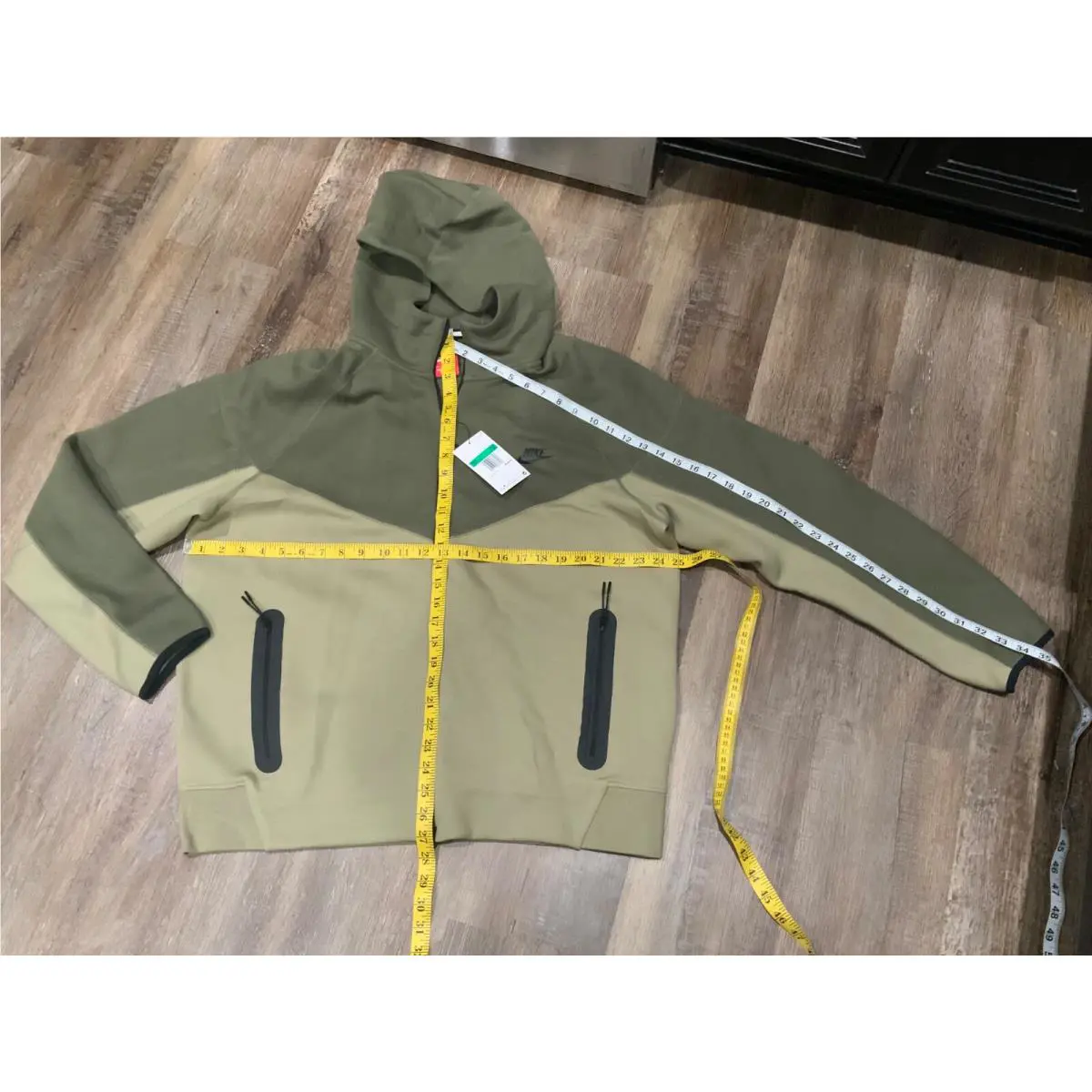 Nike clothing - Neutral Olive/Medium Olive/Black 2