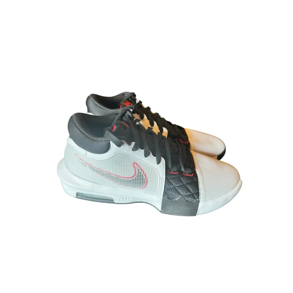 Nike shoes - Nike LeBron Witness 8 - LeBron Witness - FB2239-103 - White 0