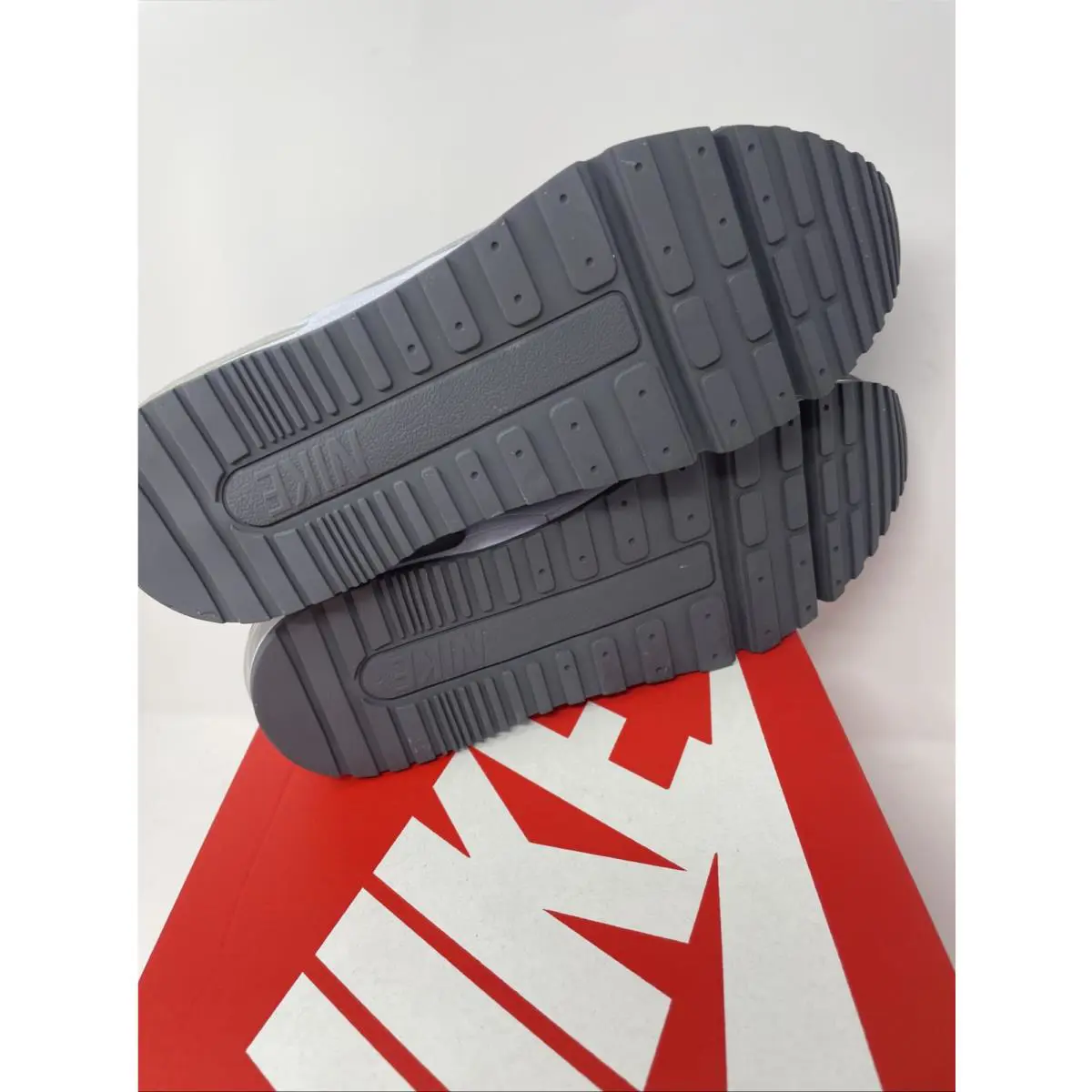 Nike shoes - Nike Air Max - Air Max - 695484003 - Gray 5