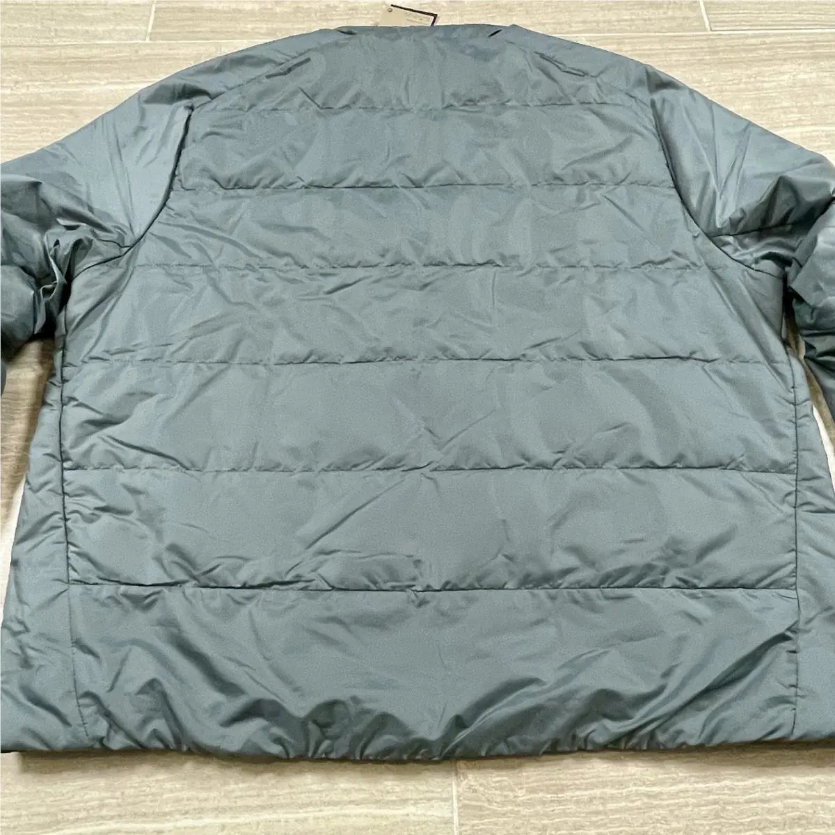Nike clothing - Nike AeroLoft - AeroLoft - FB7556-084 - Gray 5