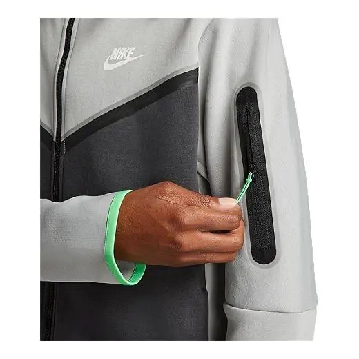 Nike clothing - CU4489-078 - CU4489-078 - LT Smoke Grey/Black/Green 2