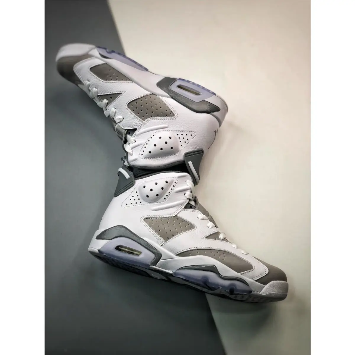 Nike shoes - Nike Retro Jordan - Retro - CT8529-100 - White / Medium Grey-Cool Grey 20
