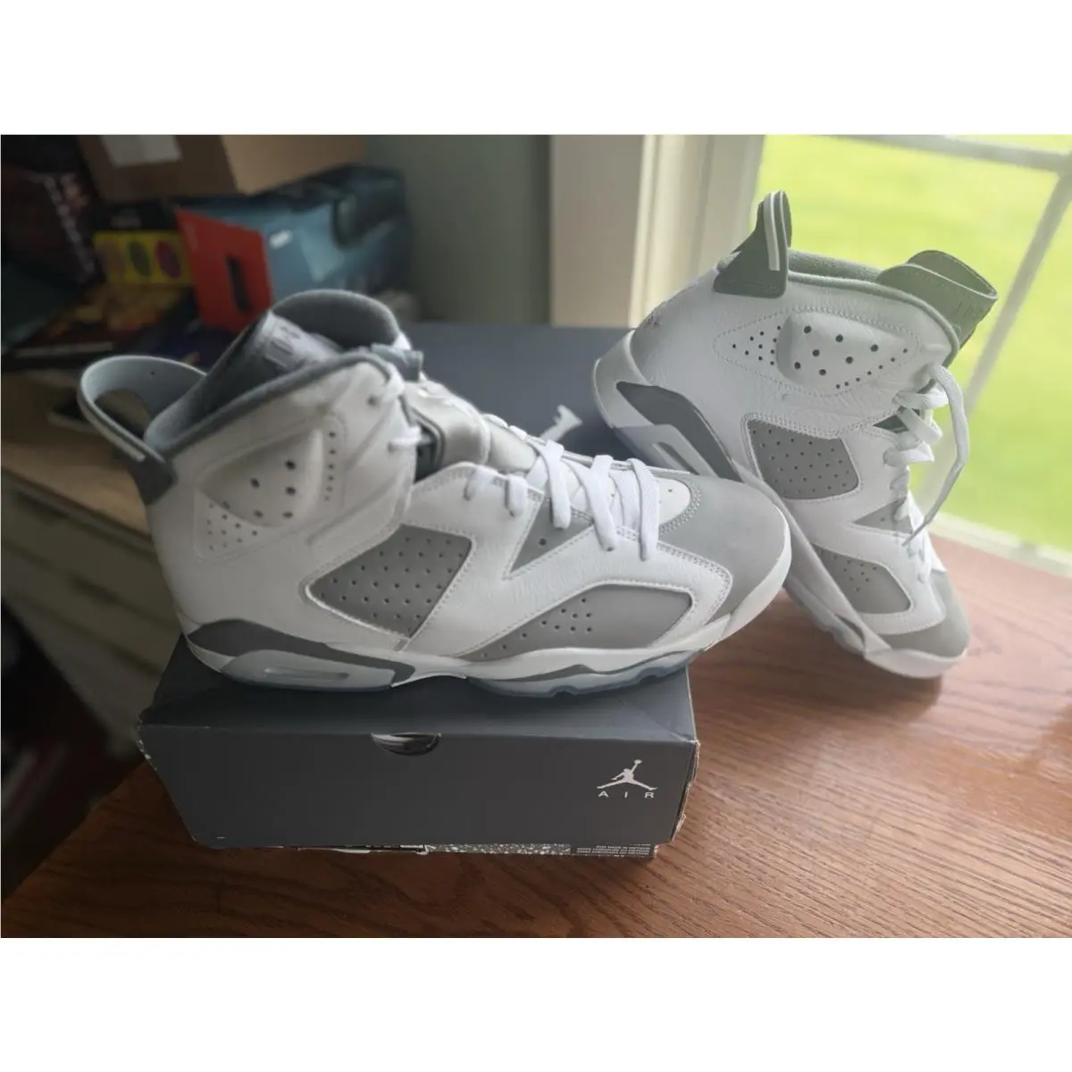 Nike shoes - Retro - Retro - CT8529-100 - White & Gray, Manufacturer: White/Medium Grey/Cool Grey 4