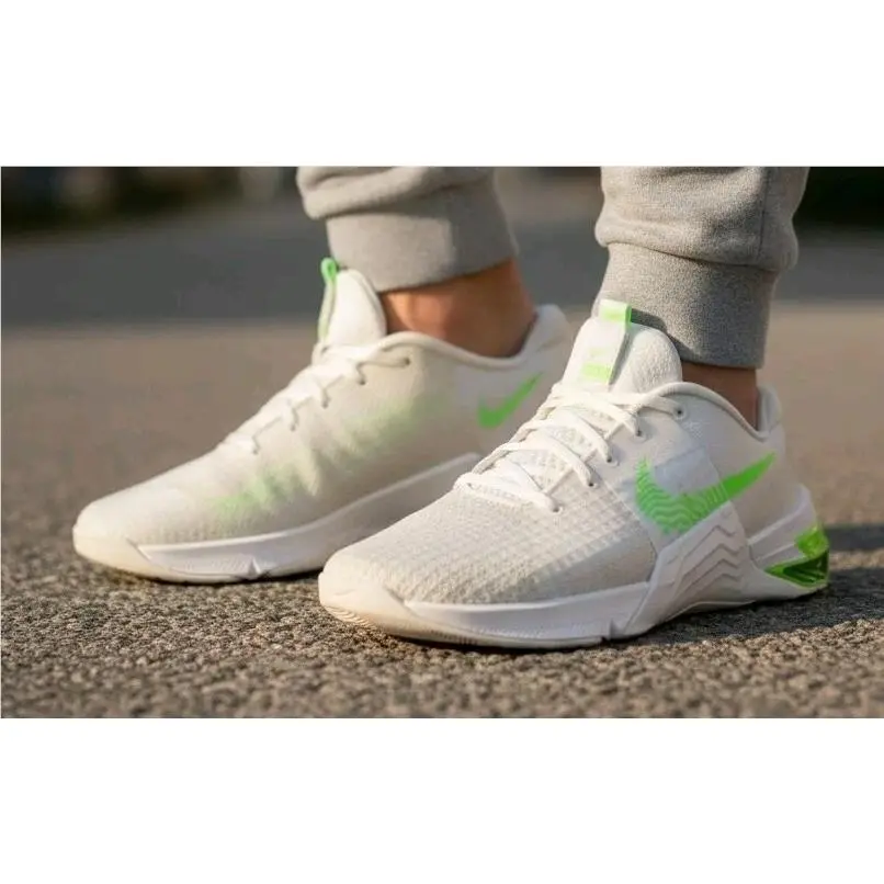 Nike Metcon 8 Men`s Sneakers Phantom Green Strike Size: 8.5 DO9328-006