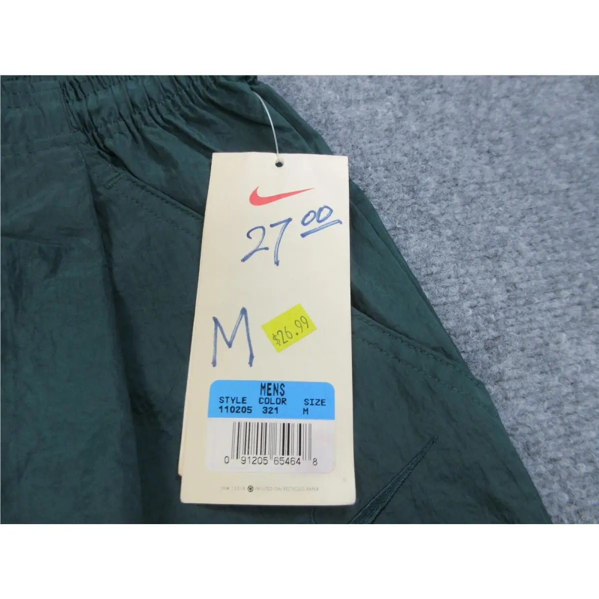 Nike clothing - Green 2