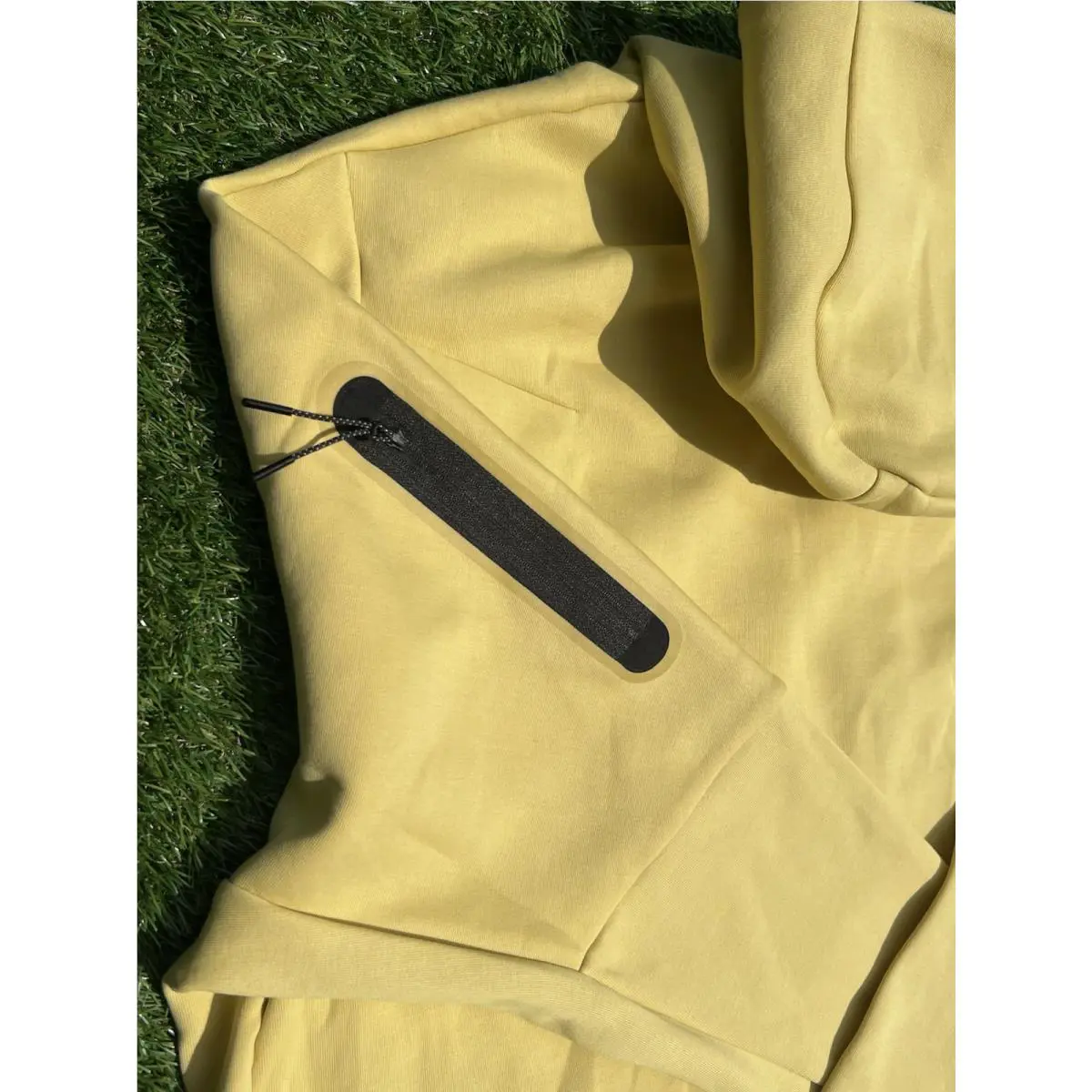 Nike clothing - CU4489-700 - CU4489-700 - Saturn Gold 7