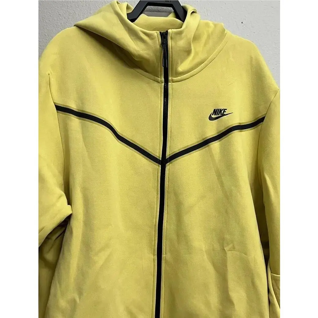 Nike clothing - CU4489-700 - CU4489-700 - Saturn Gold (UPC: 196154916608) 0