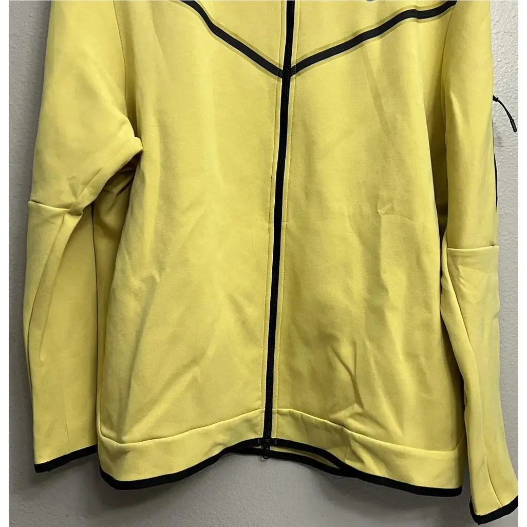 Nike clothing - CU4489-700 - CU4489-700 - Saturn Gold (UPC: 196154916608) 1
