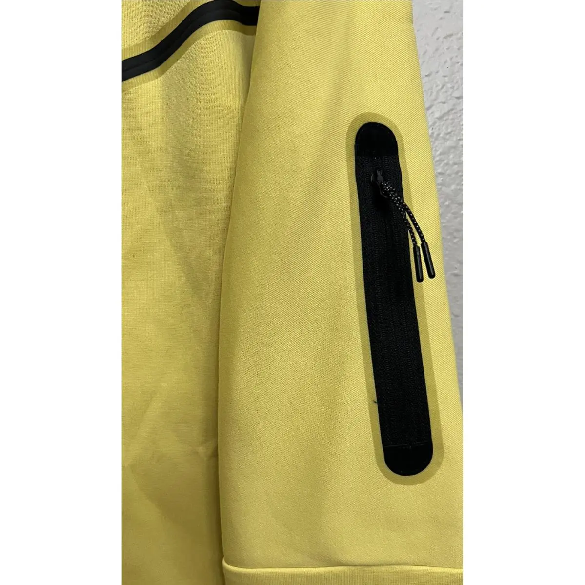 Nike clothing - CU4489-700 - CU4489-700 - Saturn Gold (UPC: 196154916608) 2