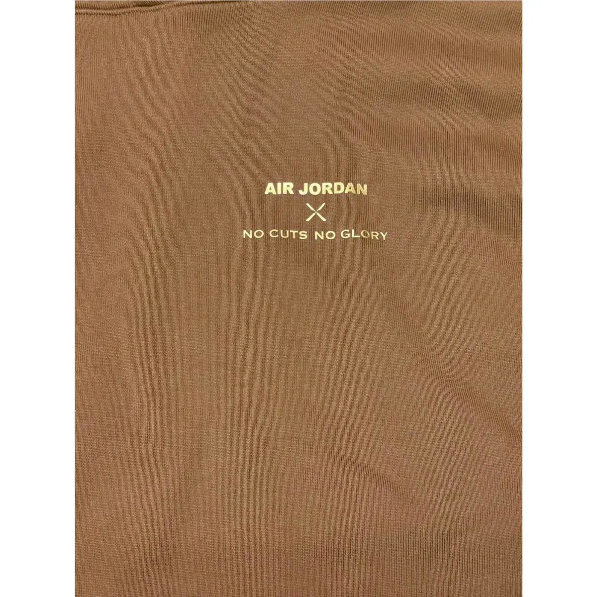 Nike clothing - Brown 3