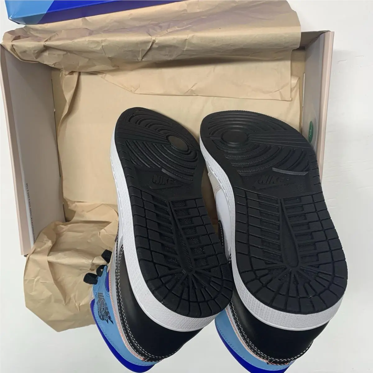 Nike shoes - Air Jordan 1 - Air - DC6515-100 - Gray 0