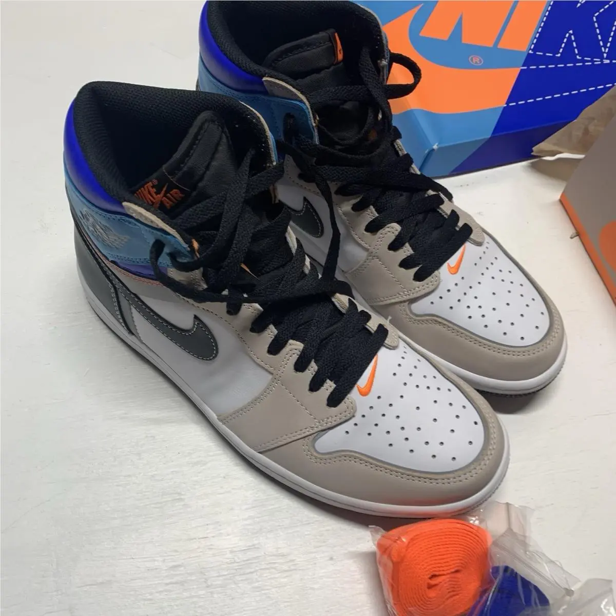 Nike shoes - Air Jordan 1 - Air - DC6515-100 - Gray 3