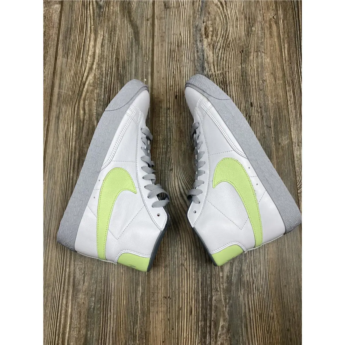 Nike shoes - Nike Blazer Mid - Blazer Mid - White, Manufacturer: White / Grey-Red 3