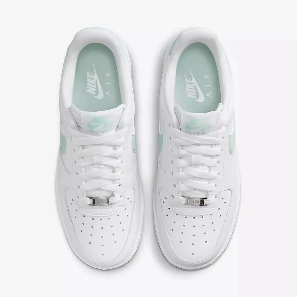 Nike shoes - White Ice Jade Sea 4