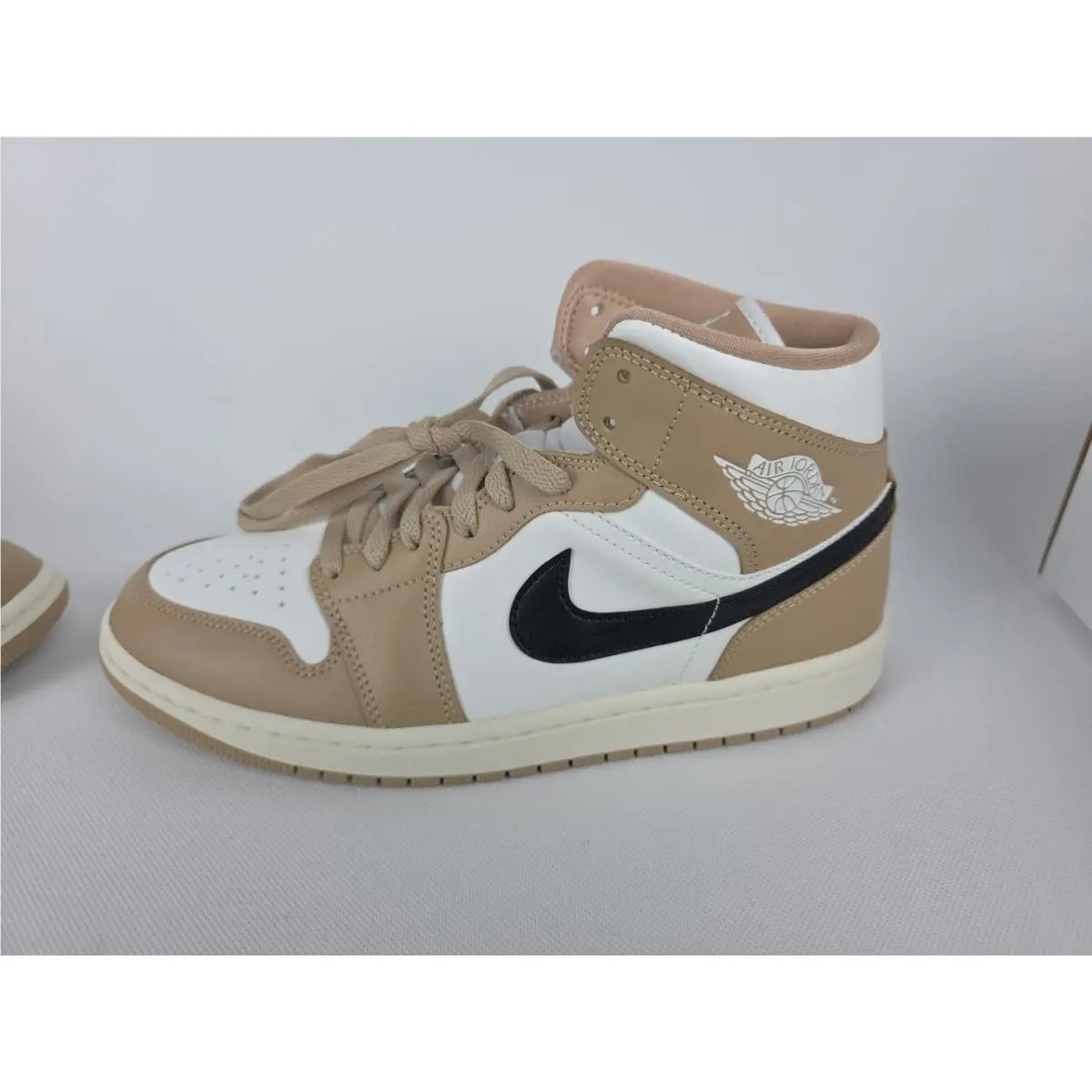 Nike shoes - Nike Air Jordan 1 - Air - BQ6472-103 - White (UPC: 196968937363) 3