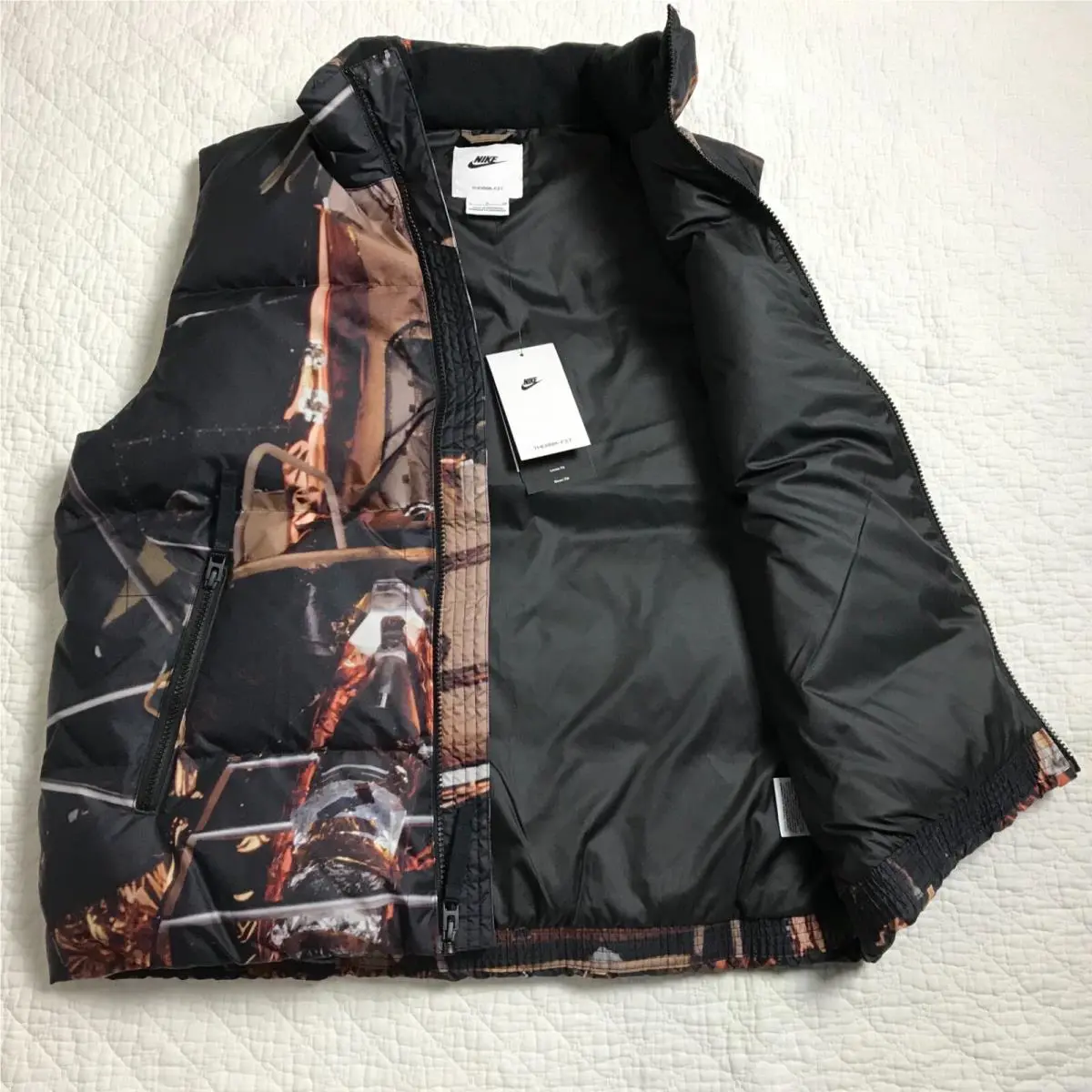 Nike clothing - Sportswear Therma-Fit - Sportswear - Gray Black Brown White 3