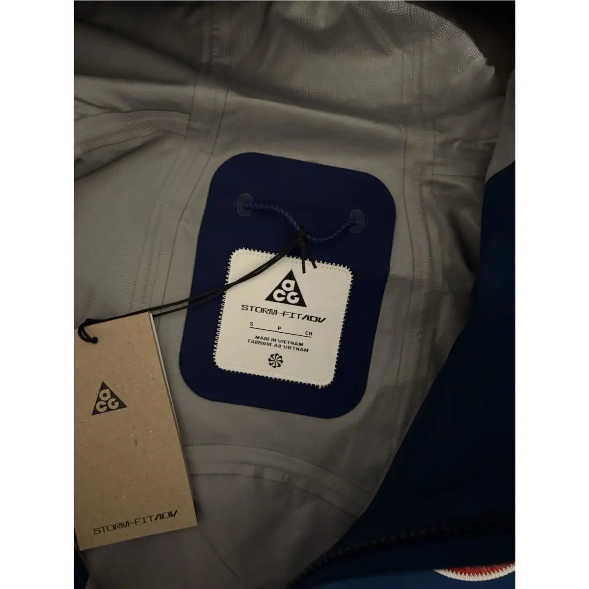 Nike clothing - Blue (UPC: 195243915300) 7