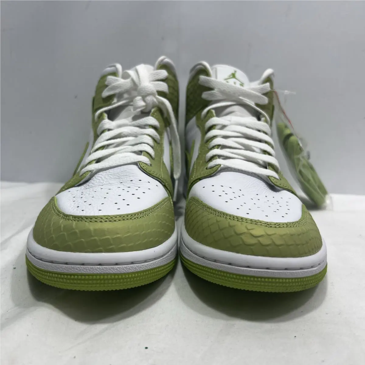 Nike shoes - Wmns Air Jordan 1 Mid Se - Dv2959113 - White 5