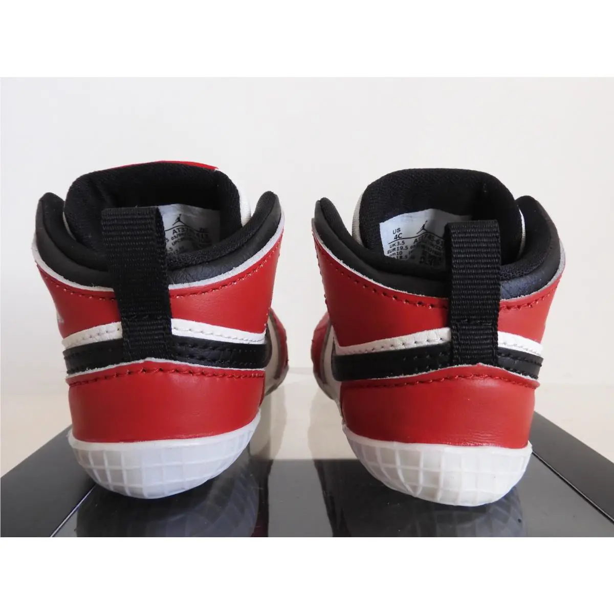 Nike shoes - Jordan 1 - Red (UPC: 196152182562) 2