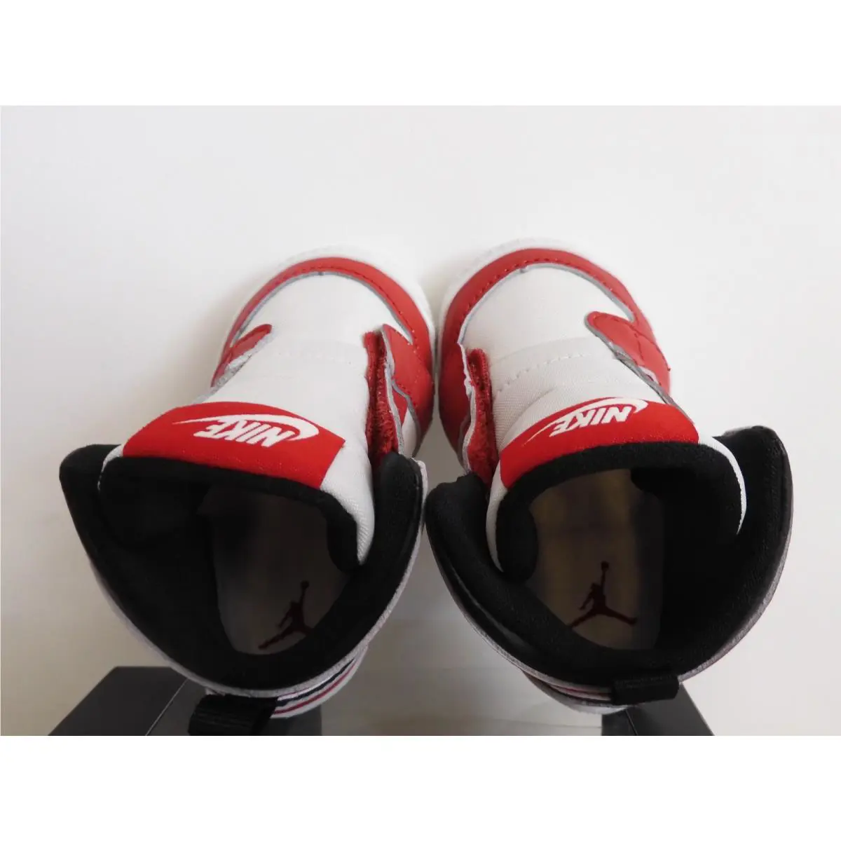 Nike shoes - Jordan 1 - Red (UPC: 196152182562) 3