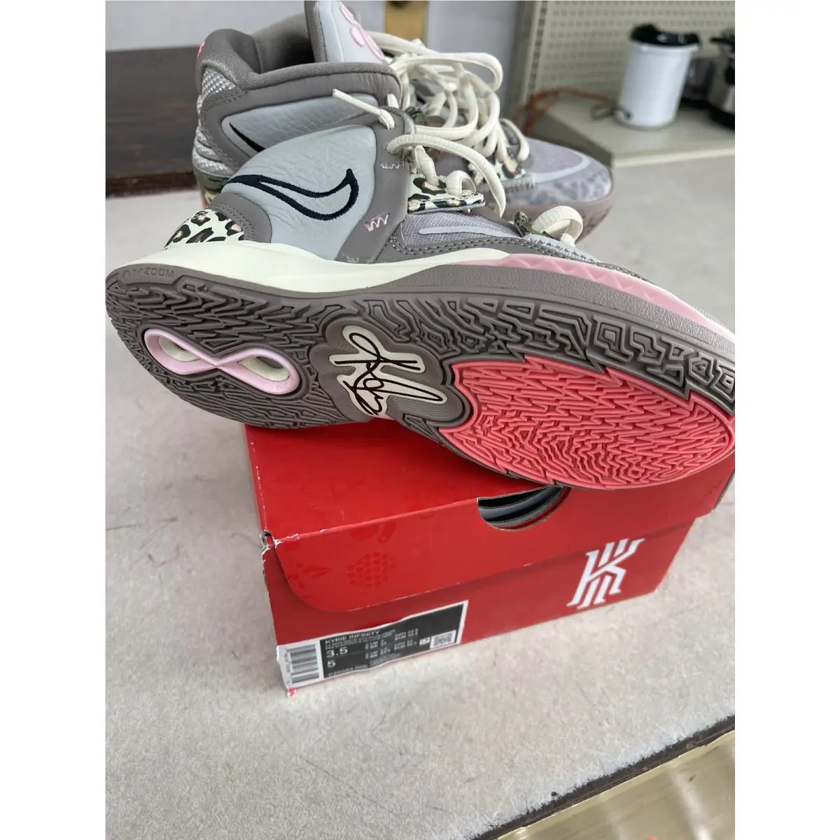 Nike shoes - Nike Kyrie Infinity - Kyrie Infinity - Multicolor 3
