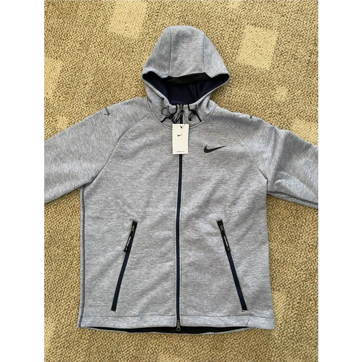 Nike clothing - Blue (UPC: 195243236924) 0