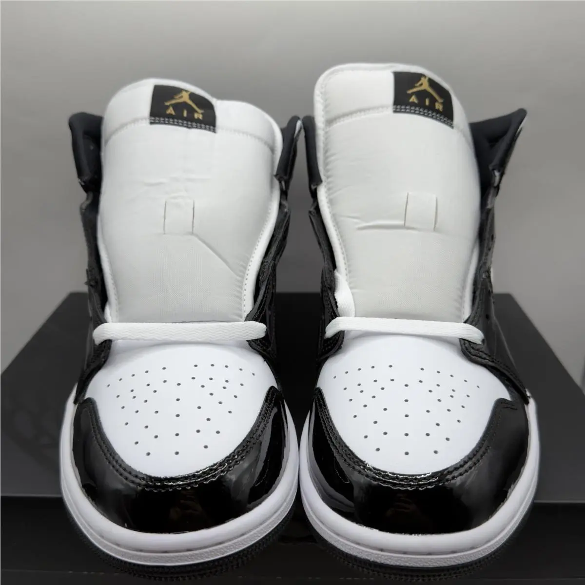 Nike shoes - Air Jordan 1 - Air - 852542-007 - Black (UPC: 0192500794340) 2