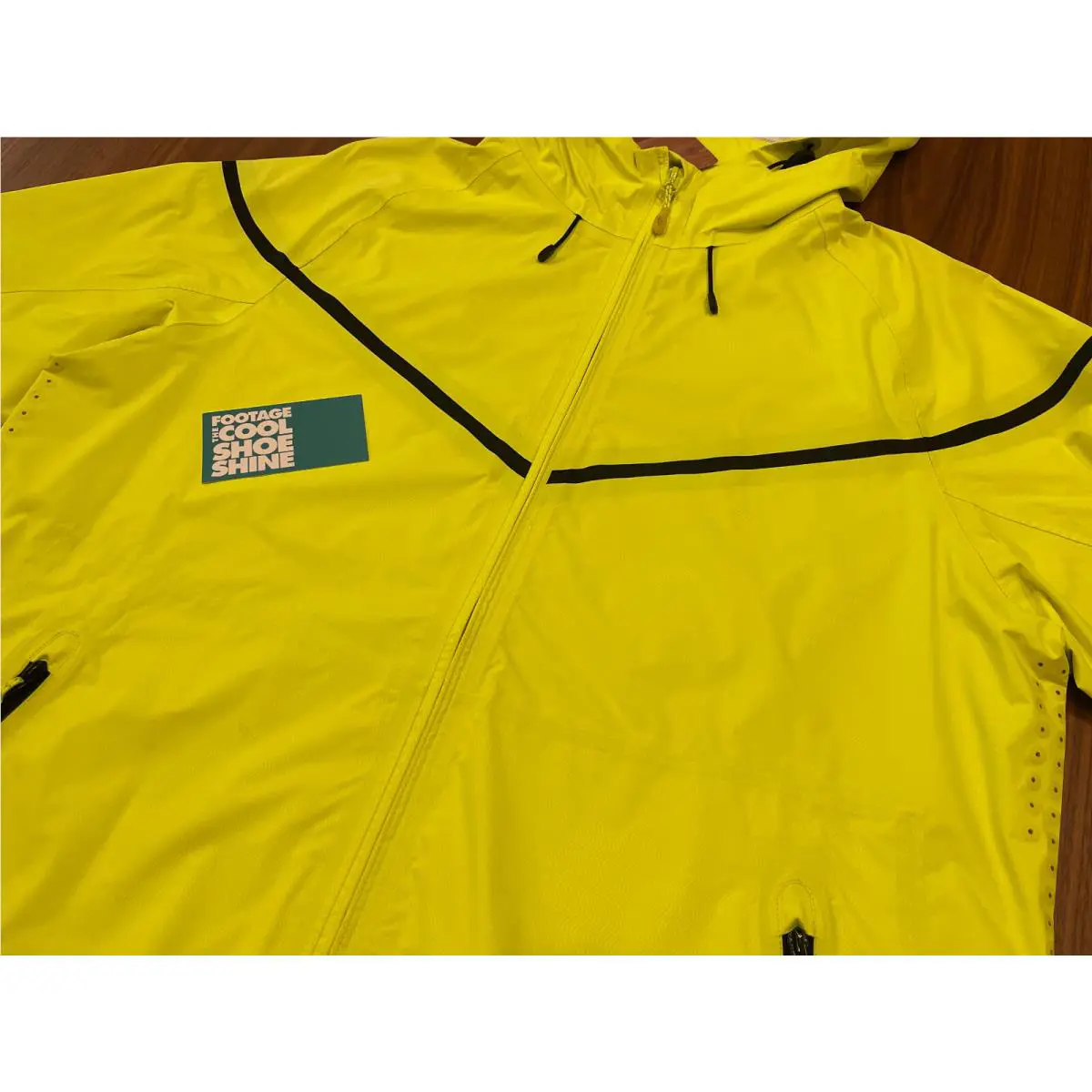 Nike clothing - Yellow 1