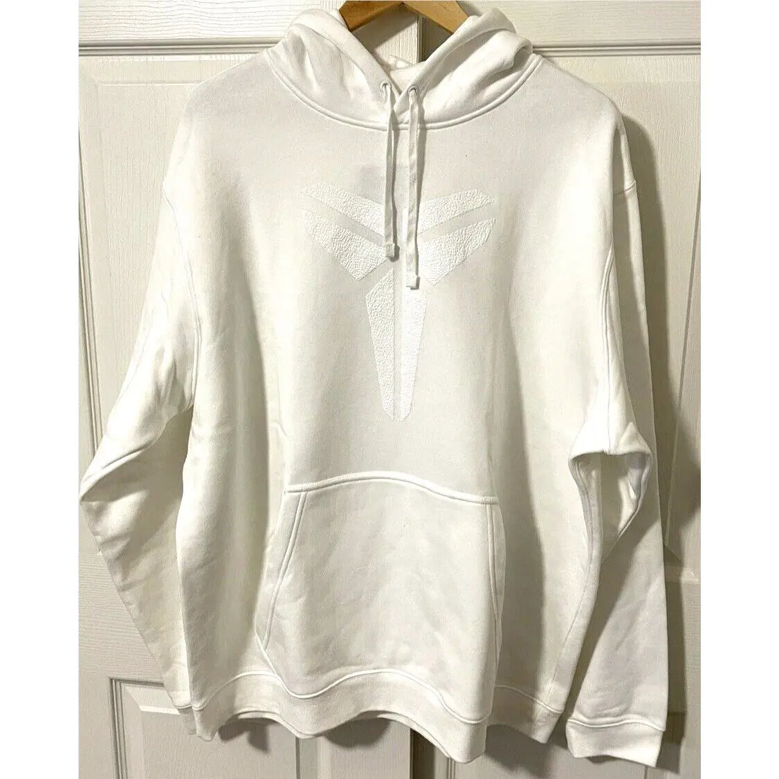 Nike clothing - White (UPC: 0197594252424) 9